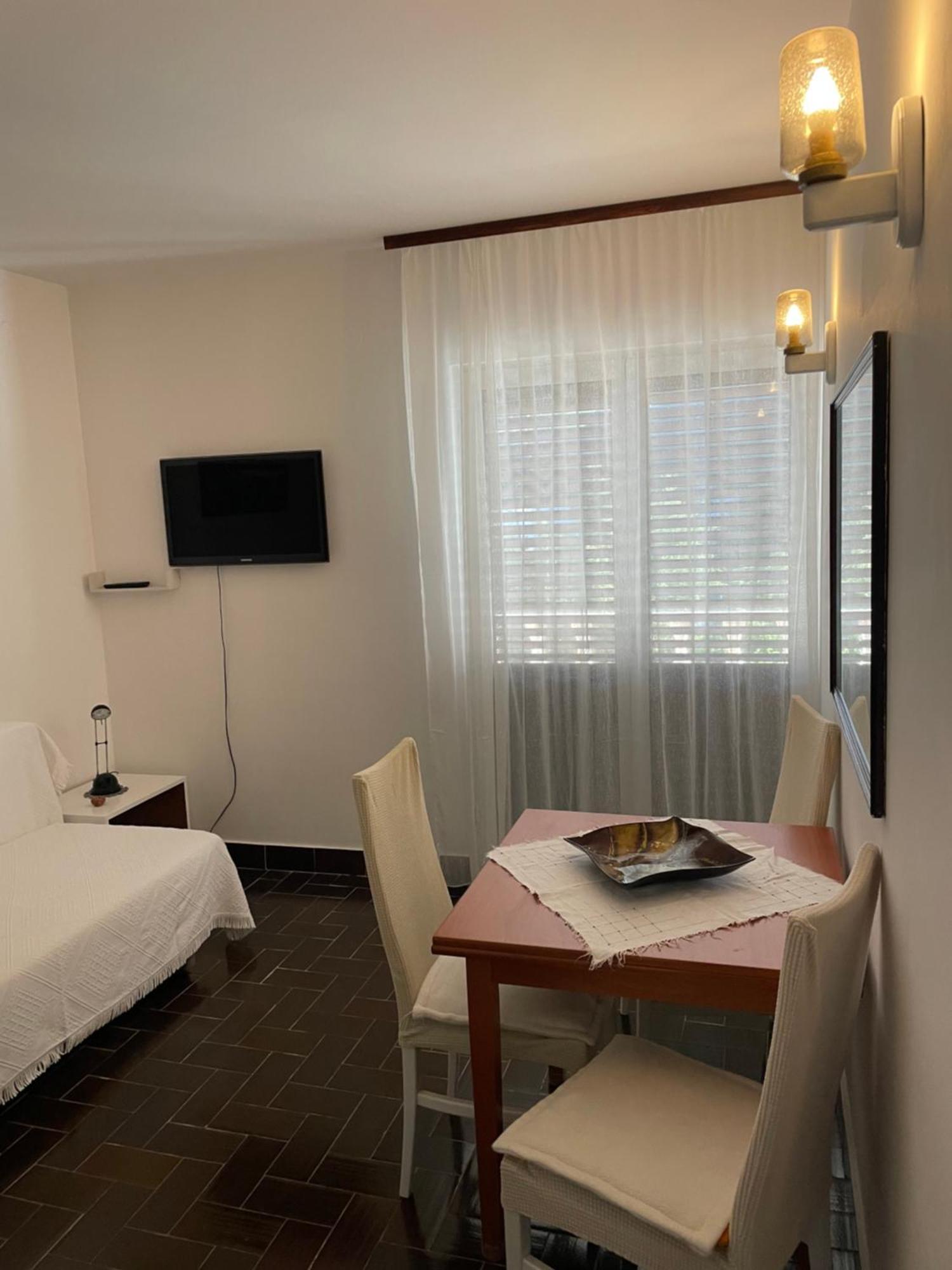 Guesthouse Antonija Veli Lošinj Dış mekan fotoğraf