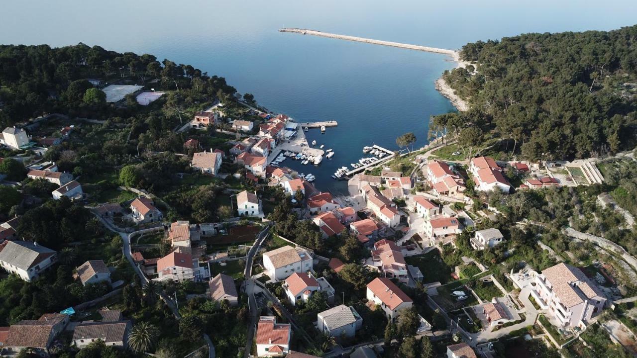 Guesthouse Antonija Veli Lošinj Dış mekan fotoğraf
